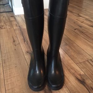 Black Michael Kors rubber rain boots